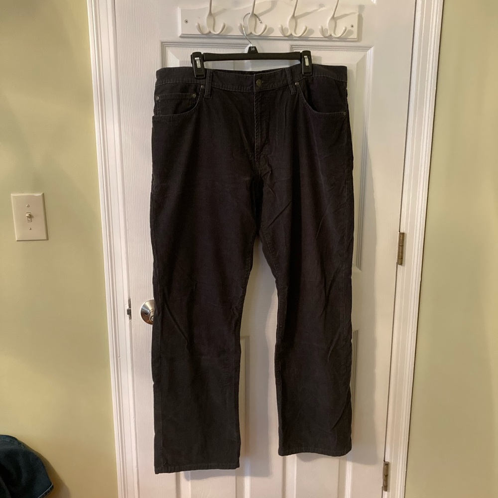 Eddie Bauer size 40x32